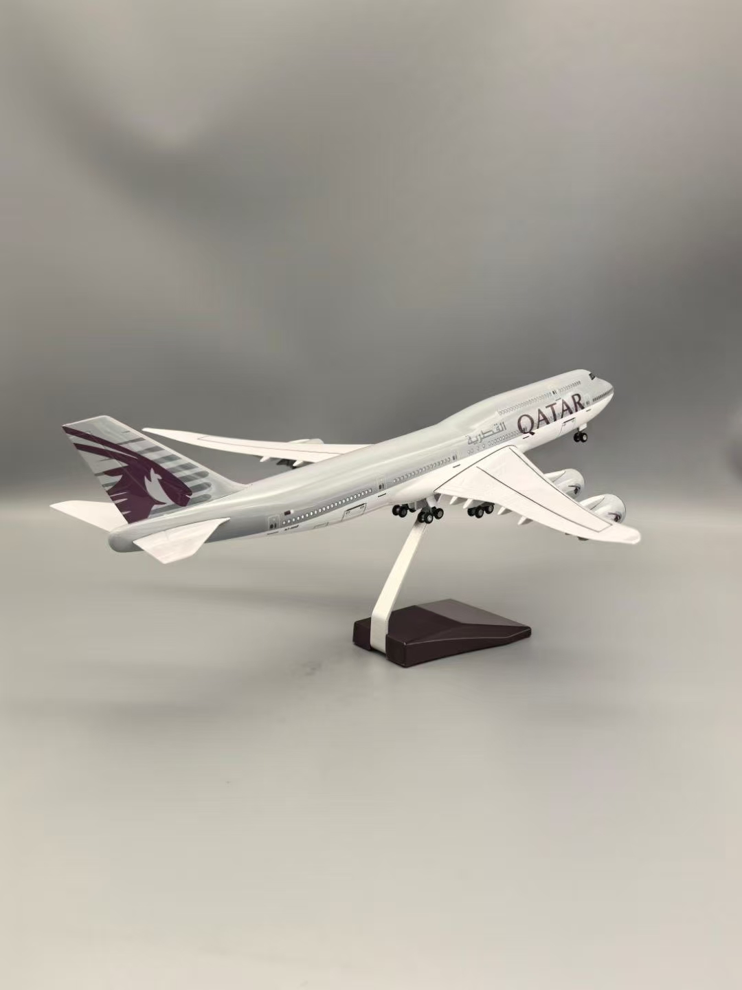 Modelo de avión B747, avión a  - Home Decor Qatar reseña y precio