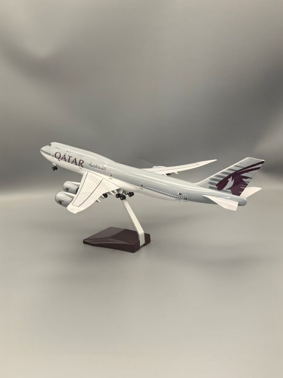 Modelo de avión B747, avión a  - Home Decor Qatar reseña y precio